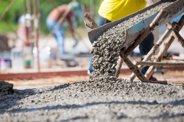 Backyard Concrete Pouring in Baton Rouge