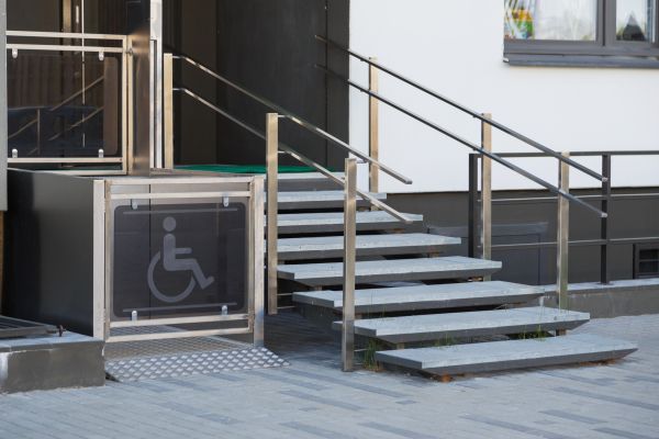 Cost of Entryway Stair Installation in Baton Rouge
